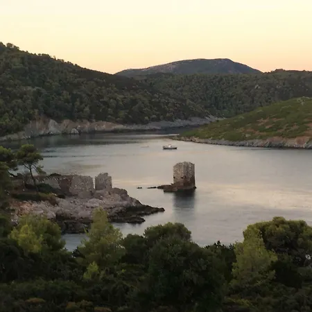 Utopia Suites Pensionat Skyros