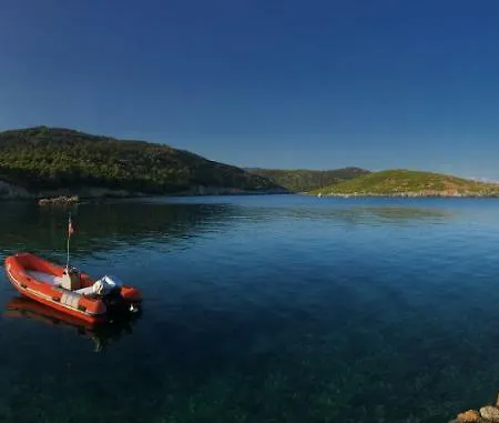 Utopia Suites Skyros